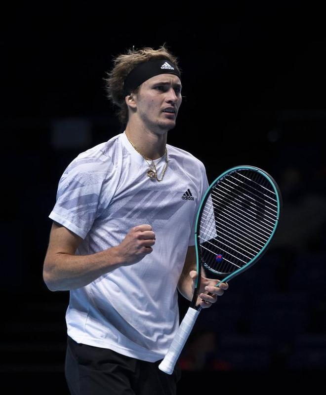 智利横扫勒沃库森，蒂亚戈状态火热