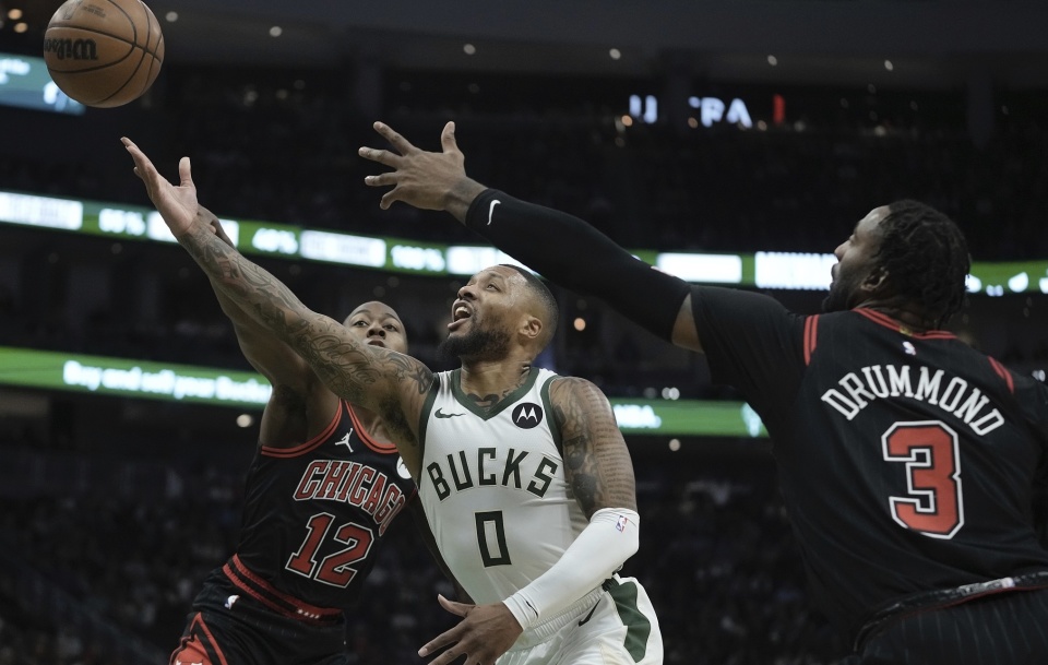 山东队逆转公牛,利拉德关键制胜 山东队逆转公牛,利拉德关键制胜