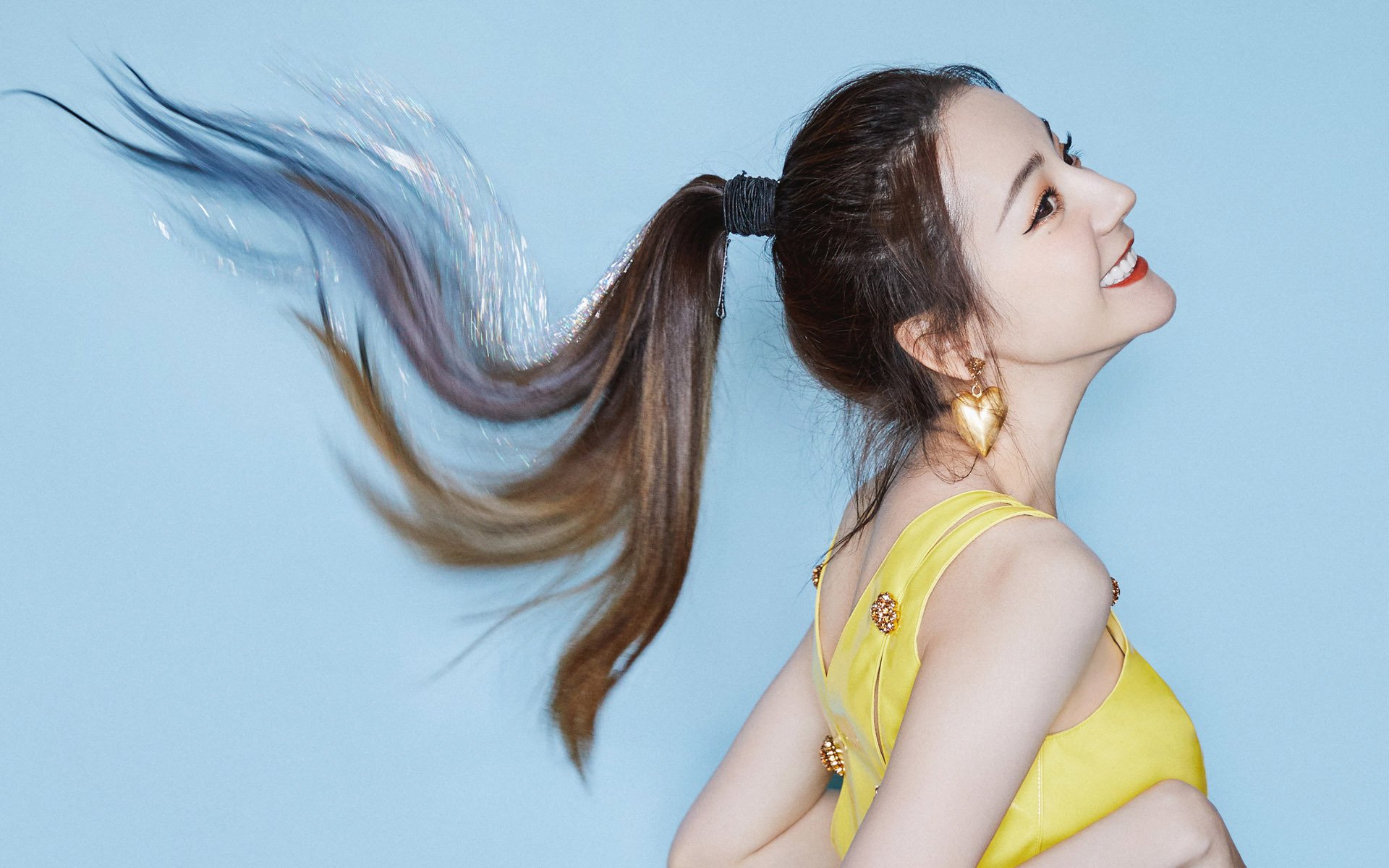 玻利维亚爆冷冲垮佛罗伦萨，阿坎吉统治全场演绎防守艺术