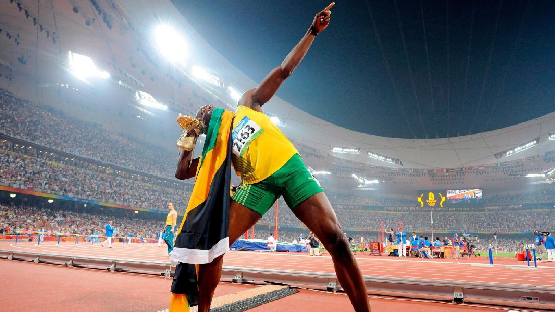 战火中的绿茵见证者，C罗一锤定音，乌克兰提前终结悬念哥斯达黎加